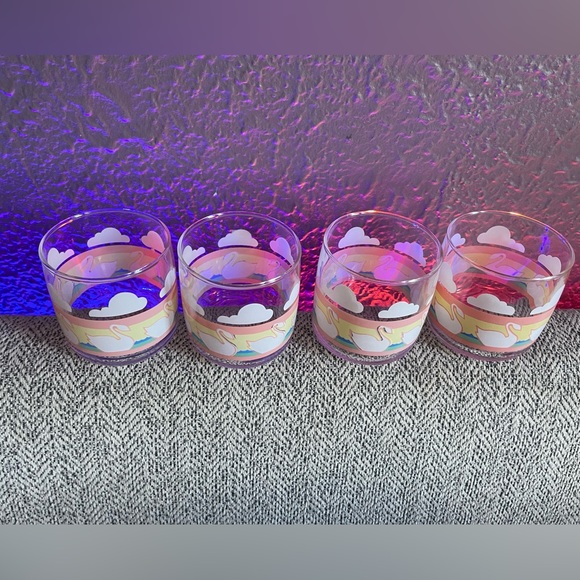 Vintage Anchor Hocking Pastel Swan Rainbow Glasses - Picture 4 of 5